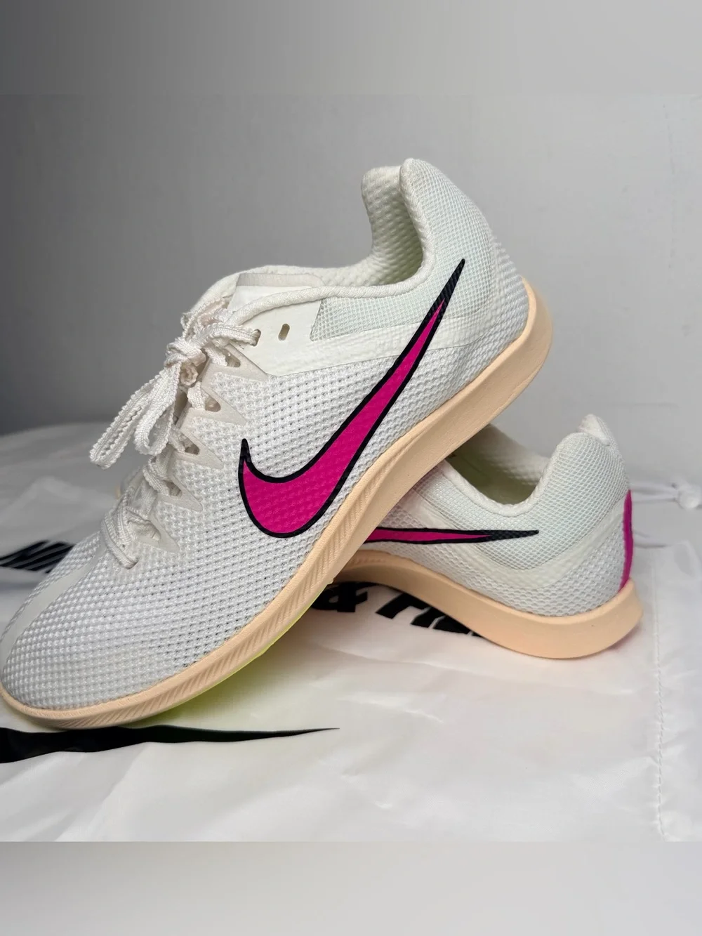 Nike Zoom Rival Distance Unisex Track & Field Shoes Track Spikes wit Pink Swoosh
